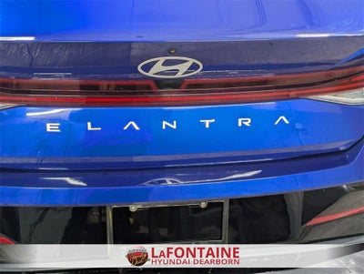 2025 Hyundai Elantra SEL Convenience
