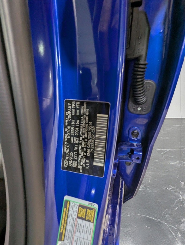 2025 Hyundai Elantra SEL Convenience