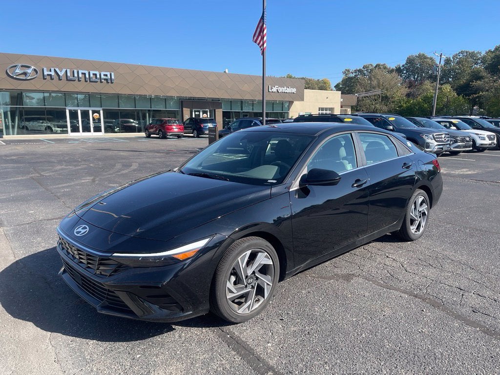 2025 Hyundai Elantra SEL Convenience