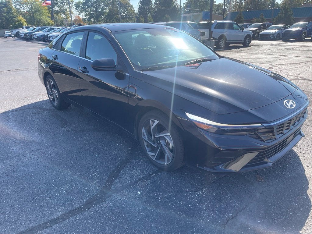 2025 Hyundai Elantra SEL Convenience