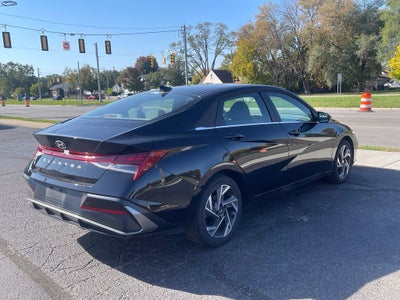 2025 Hyundai Elantra SEL Convenience