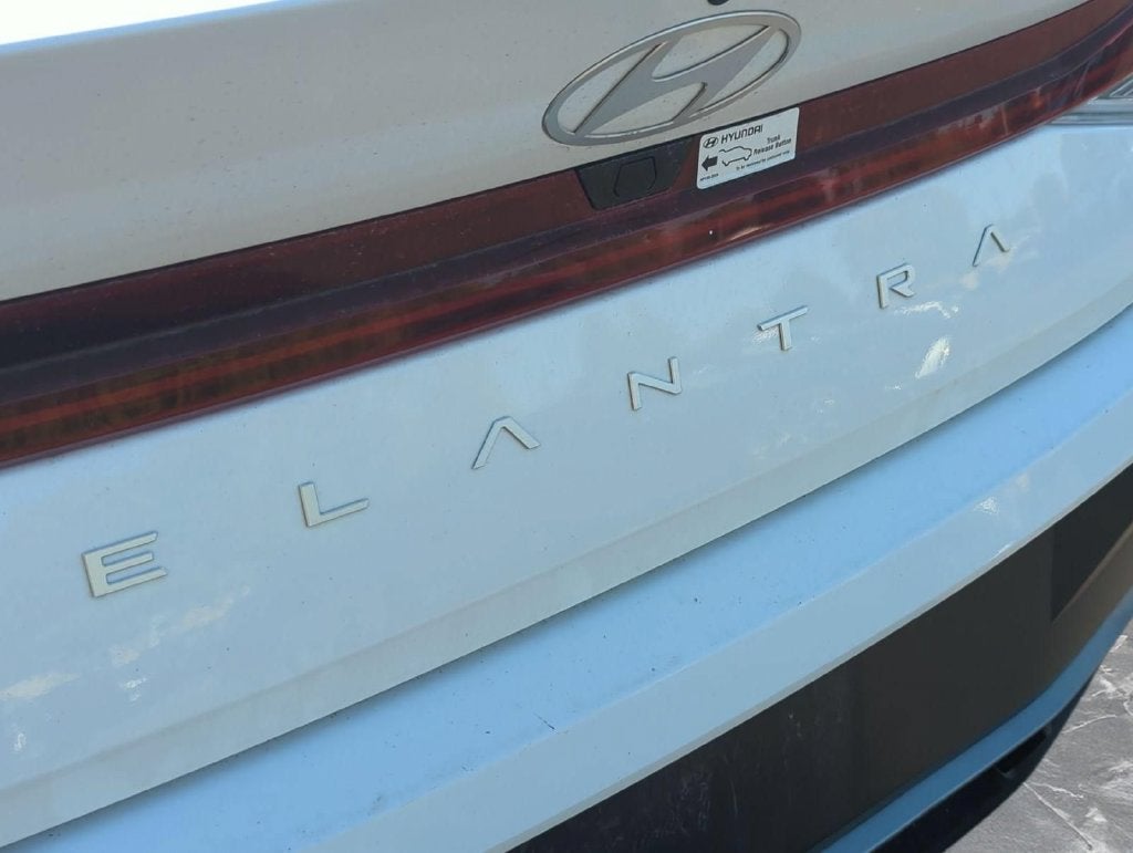 2025 Hyundai Elantra SEL Convenience