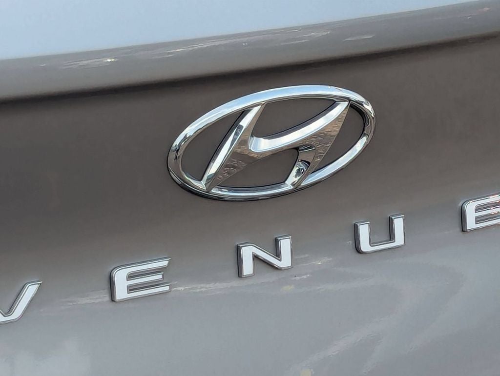 2024 Hyundai Venue SE