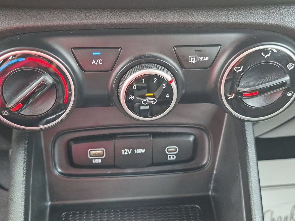 2024 Hyundai Venue SE
