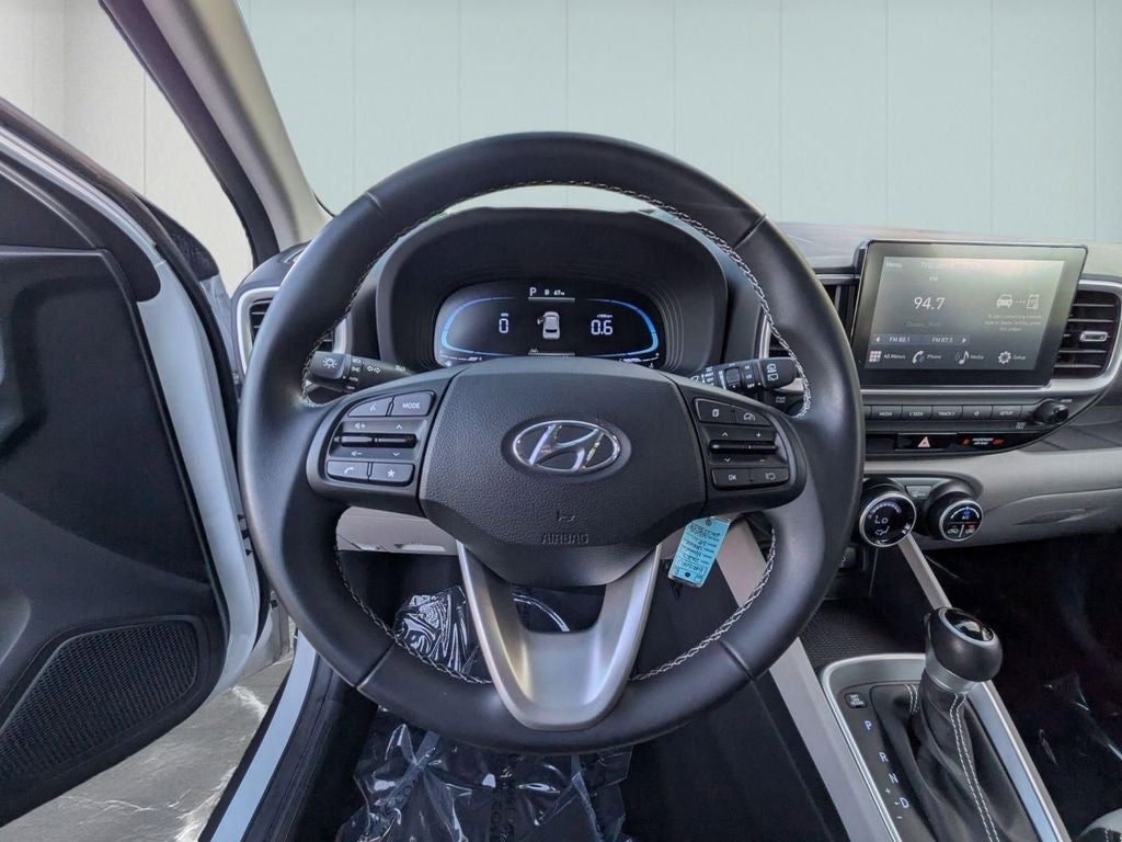2023 Hyundai Venue SEL