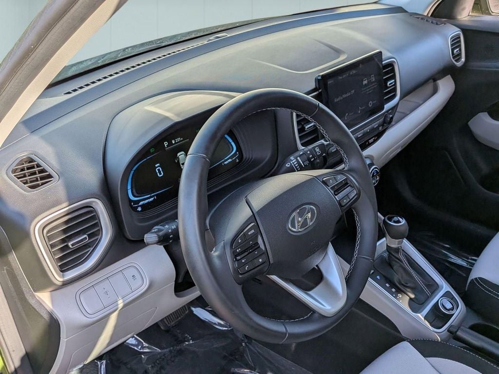 2023 Hyundai Venue SEL