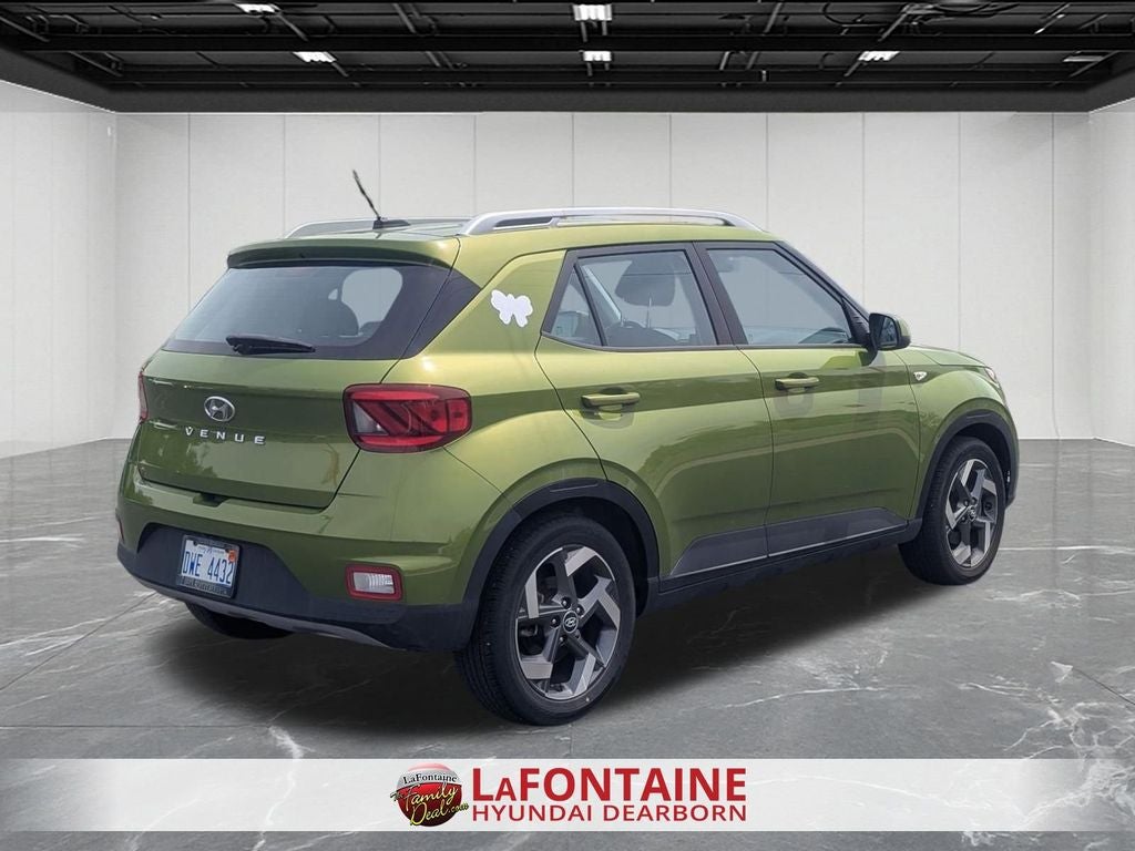 2023 Hyundai Venue SEL