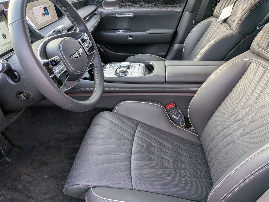 2026 Genesis G90 e-SC