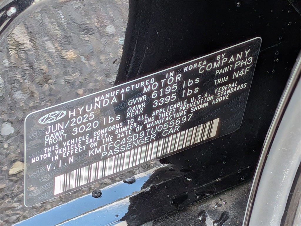 2026 Genesis G90 e-SC