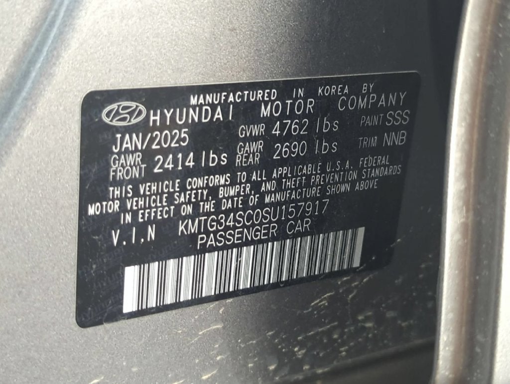 2025 Genesis G70 2.5T