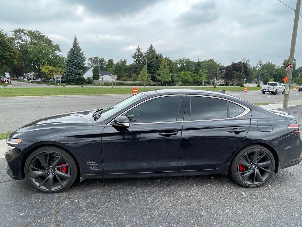 2023 Genesis G70 2.0T