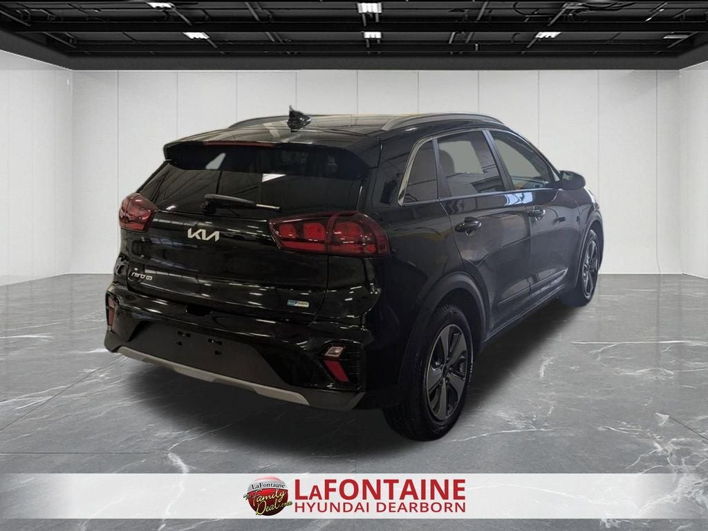 2022 Kia Niro LX