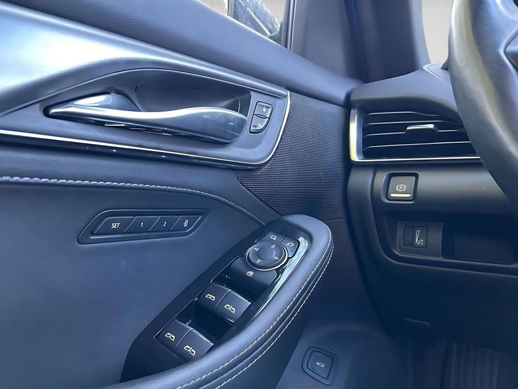 2023 Cadillac CT5 Luxury