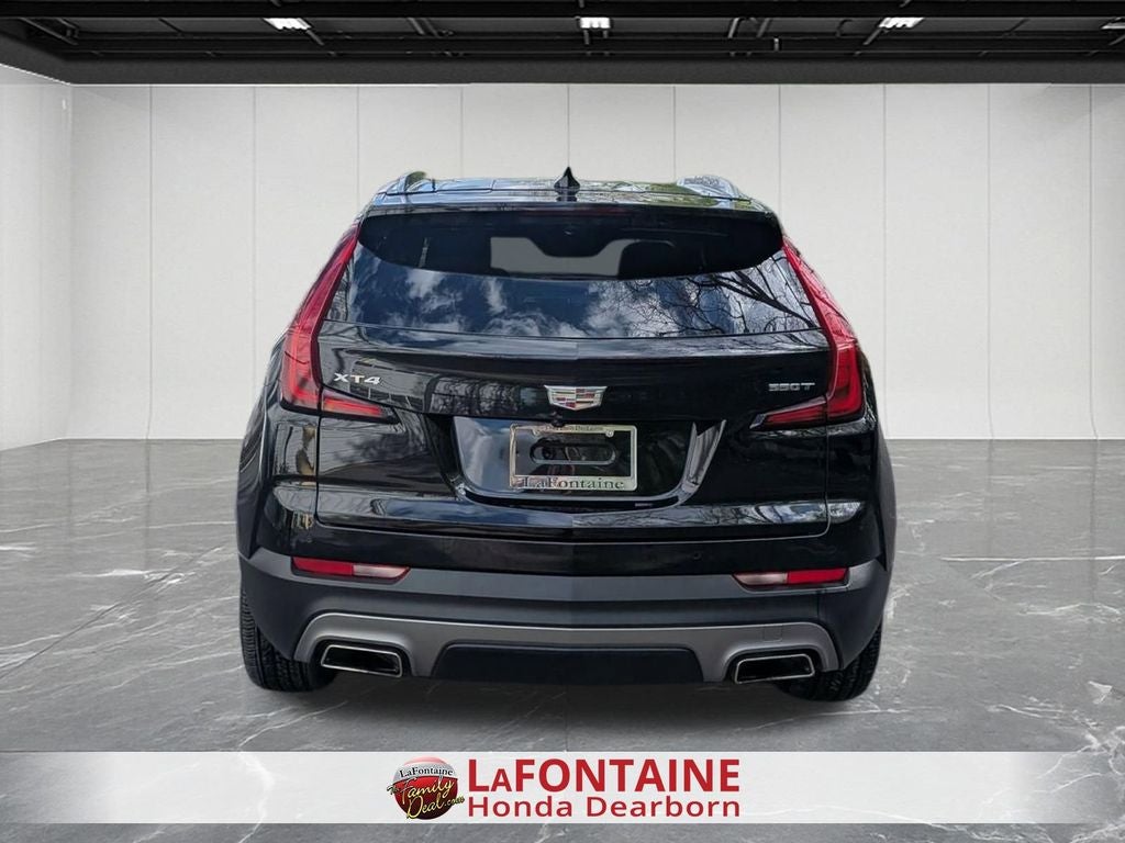 2023 Cadillac XT4 Premium Luxury