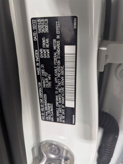 2022 Volvo XC60 B5 Momentum