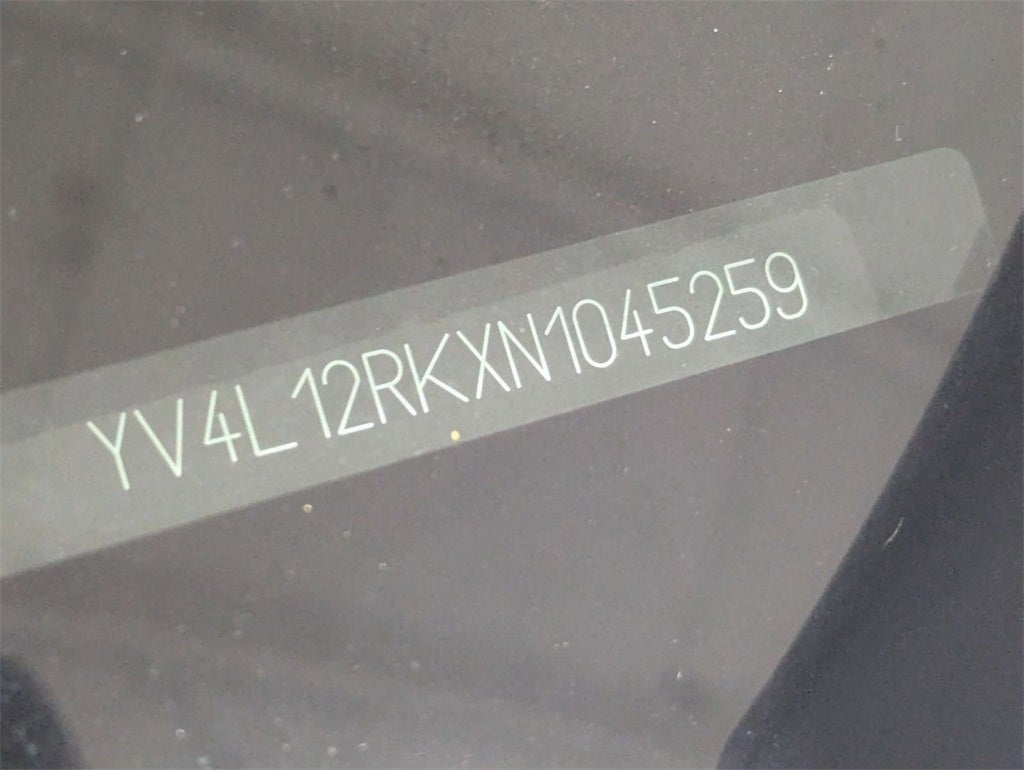 2022 Volvo XC60 B5 Momentum