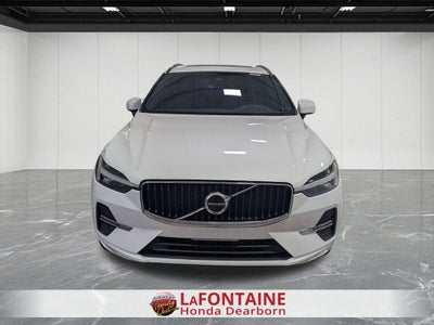 2022 Volvo XC60 B5 Momentum