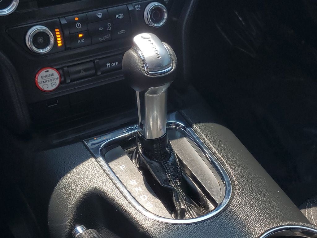 2017 Ford Mustang V6