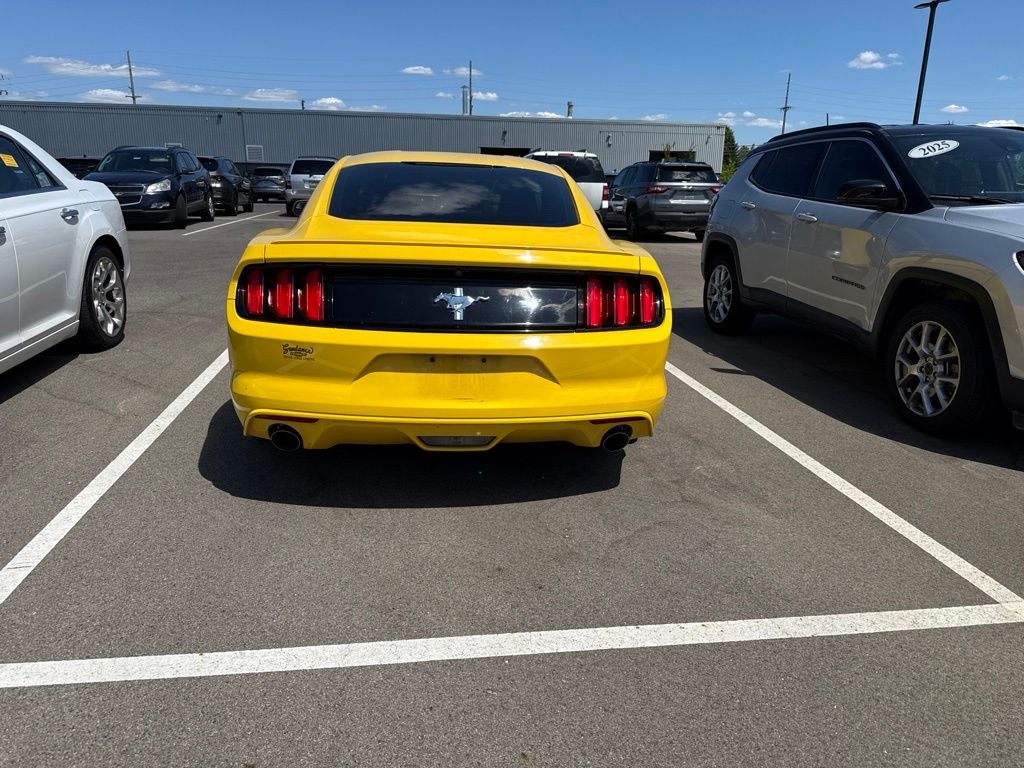 2017 Ford Mustang V6