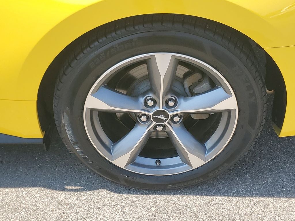 2017 Ford Mustang V6