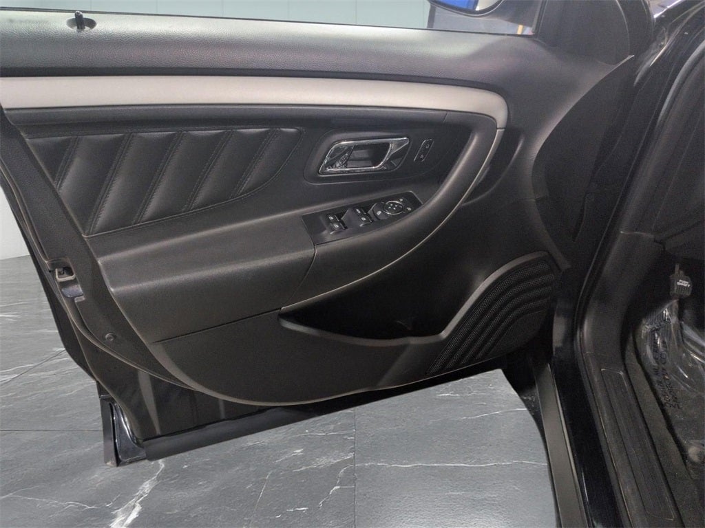 2017 Ford Taurus SEL