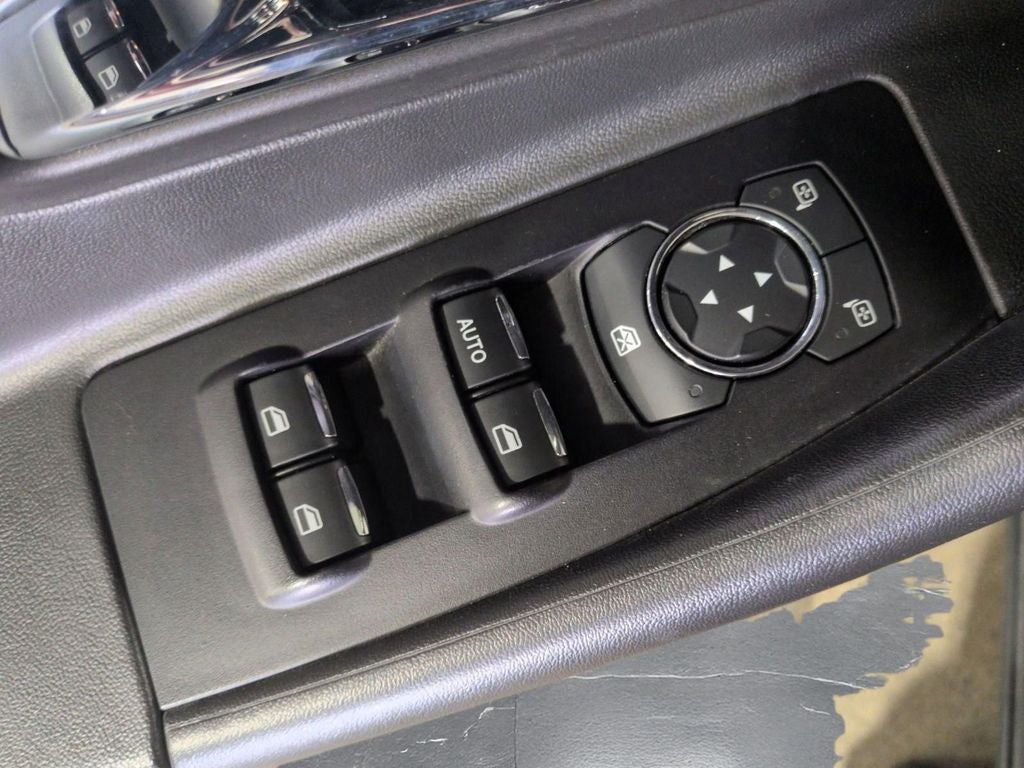 2017 Ford Taurus SEL