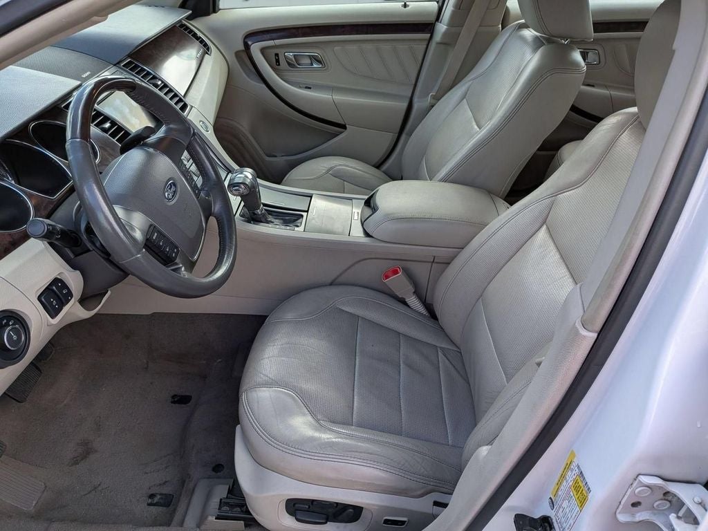 2010 Ford Taurus Limited