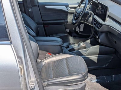 2024 Ford Escape Platinum