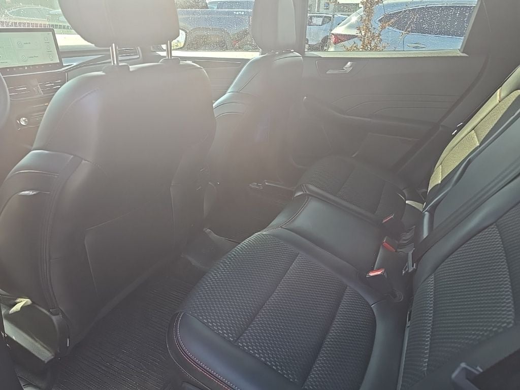 2023 Ford Escape Hybrid ST-Line Elite