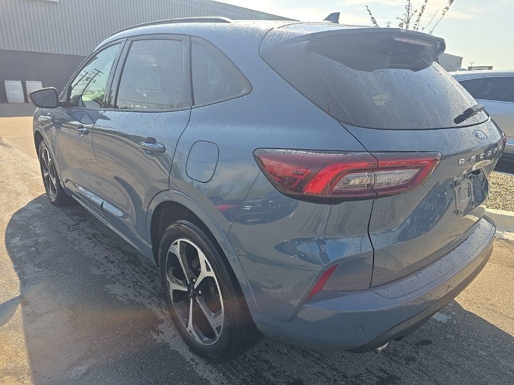 2023 Ford Escape Hybrid ST-Line Elite