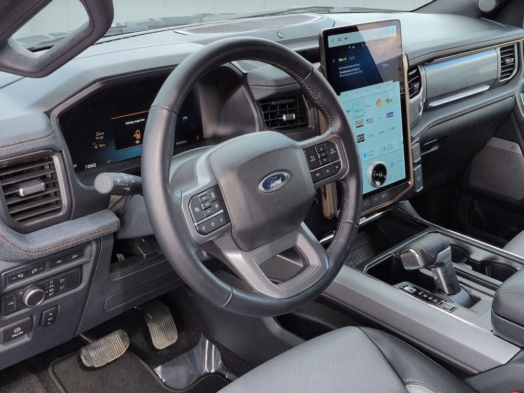 2022 Ford F-150 Lightning Lariat