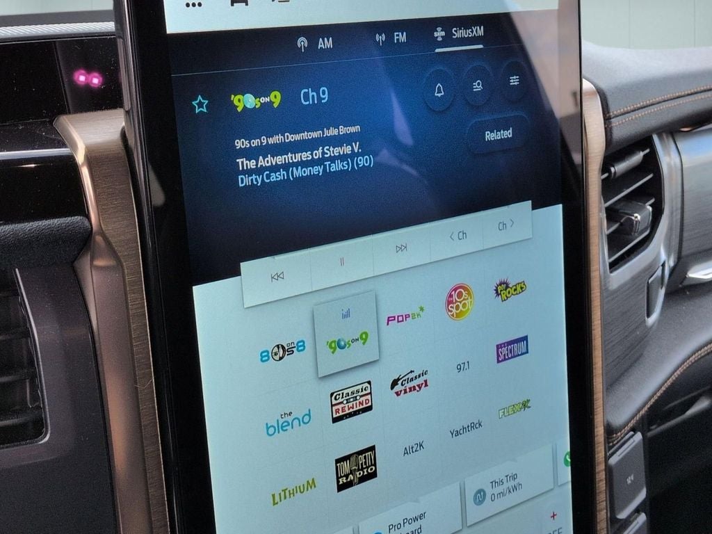 2022 Ford F-150 Lightning Lariat