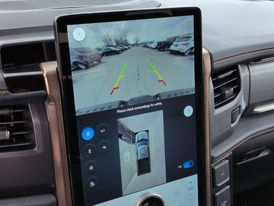 2022 Ford F-150 Lightning Lariat