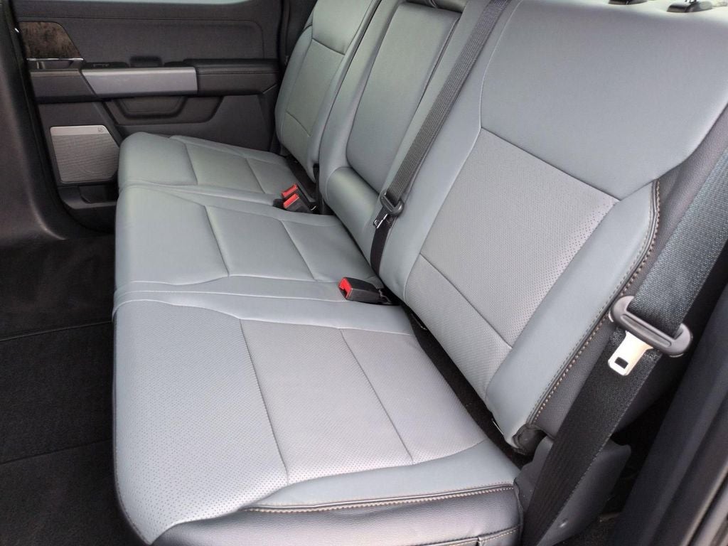 2022 Ford F-150 Lightning Lariat