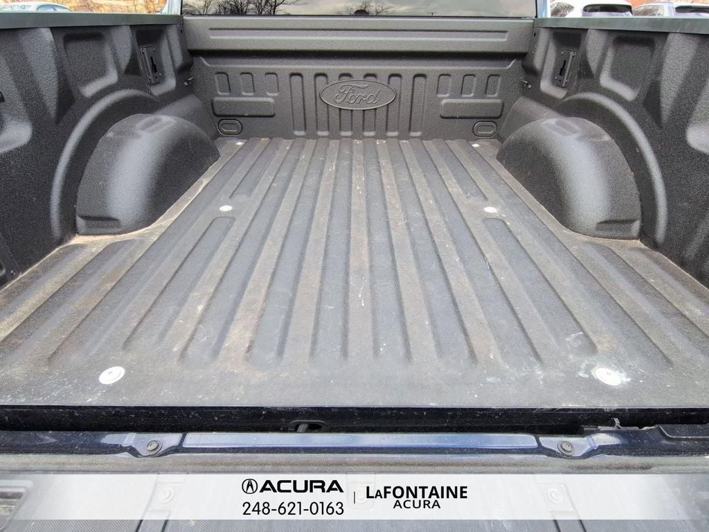 2022 Ford F-150 Lightning Lariat