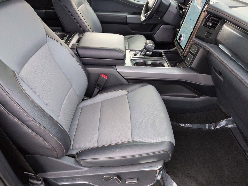 2022 Ford F-150 Lightning Lariat