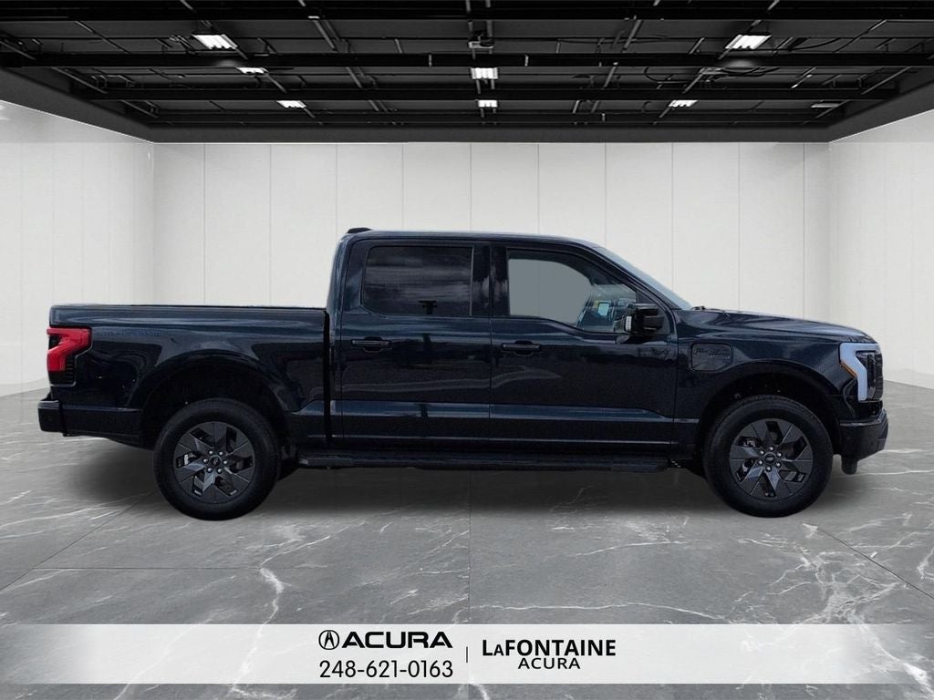 2022 Ford F-150 Lightning Lariat
