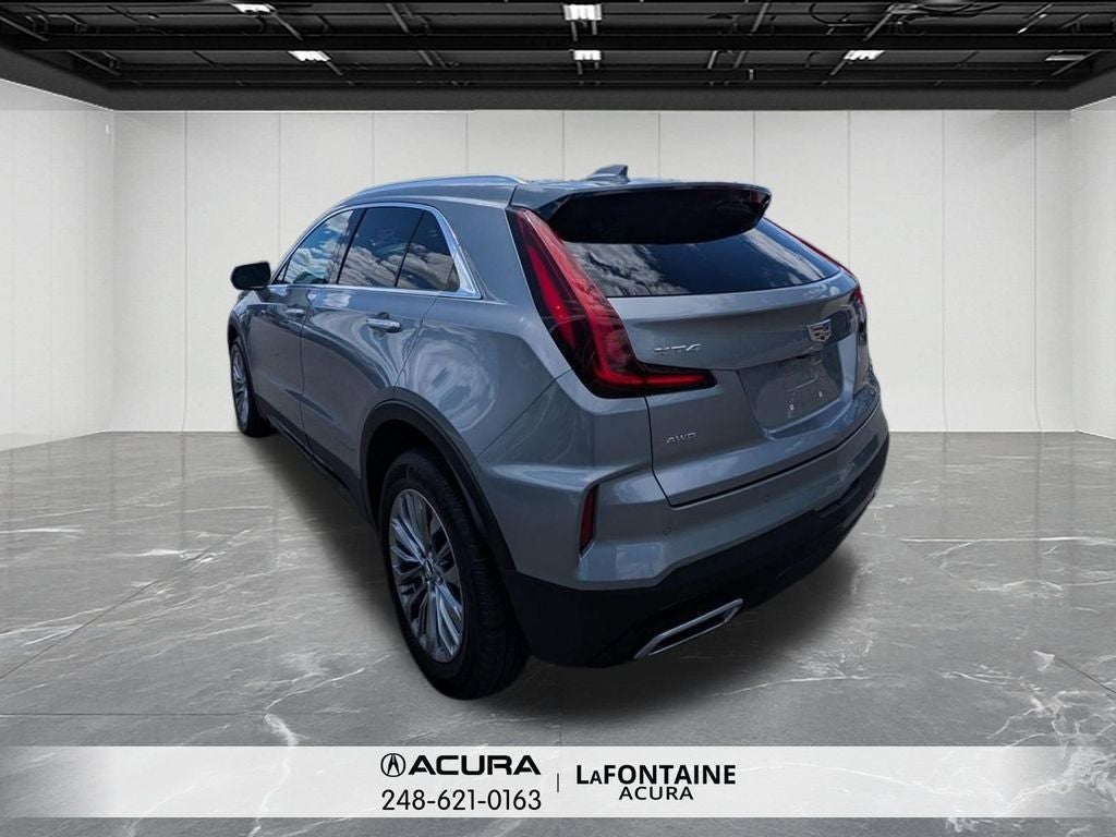 2025 Cadillac XT4 Premium Luxury