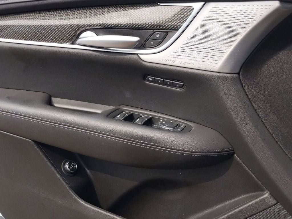 2023 Cadillac XT5 Sport