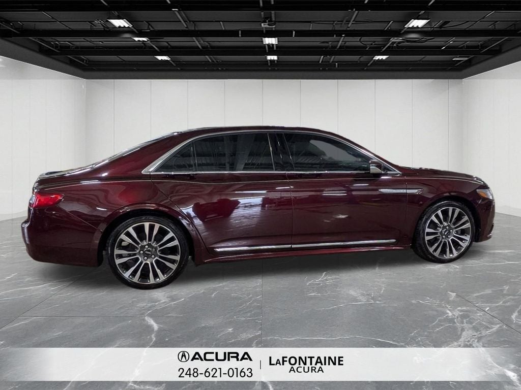 2017 Lincoln Continental Select