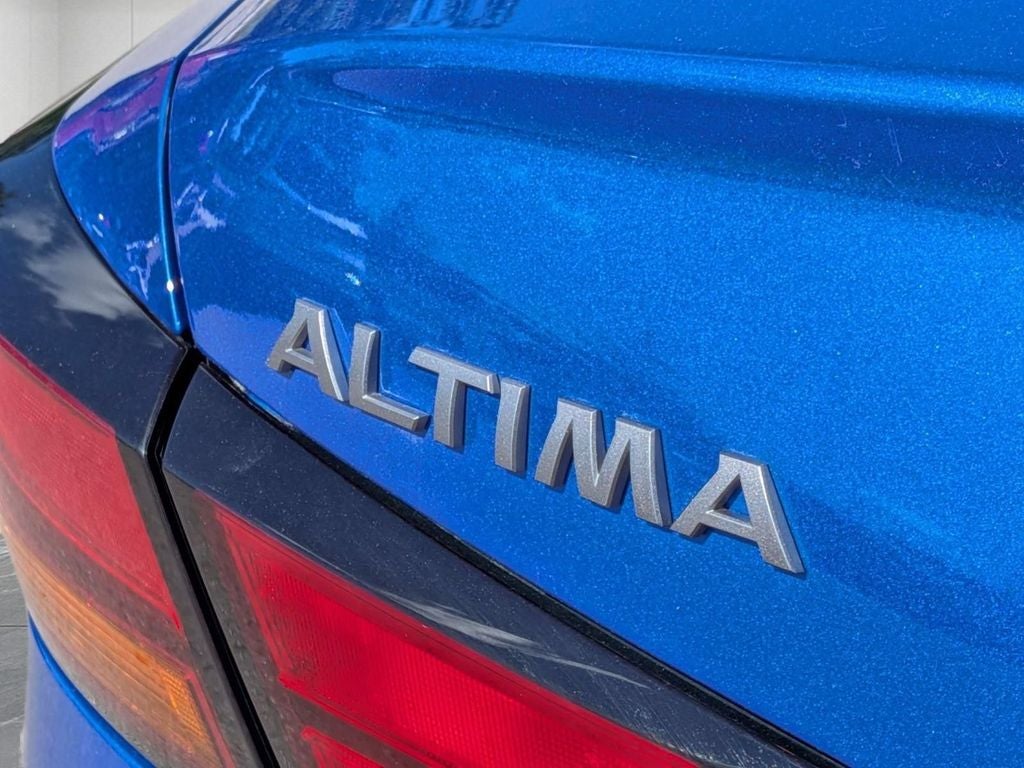 2025 Nissan Altima 2.5 SR