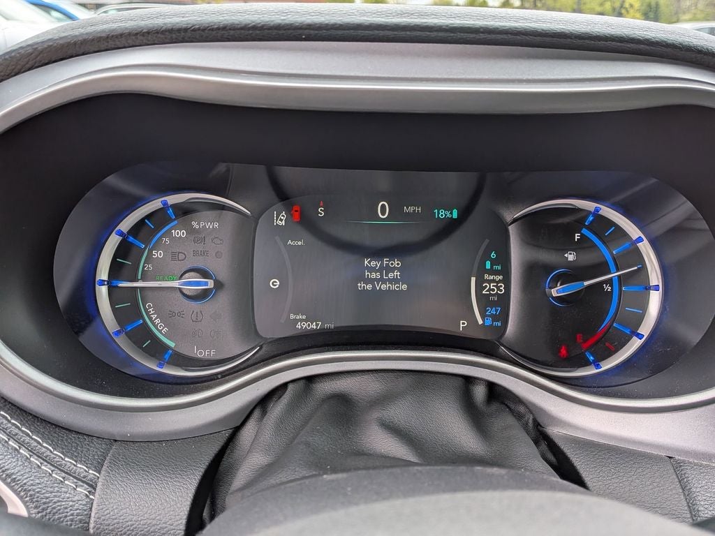 2024 Chrysler Pacifica Hybrid Select S Appearance
