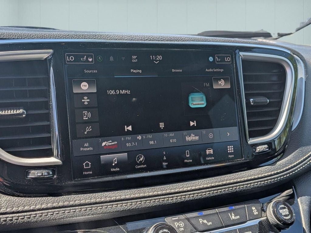 2024 Chrysler Pacifica Hybrid Select S Appearance