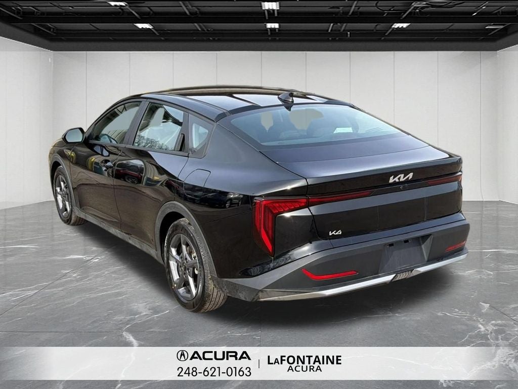 2025 Kia K4 LXS