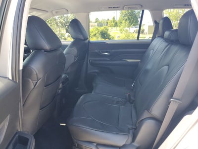2025 Toyota Grand Highlander Hybrid LE