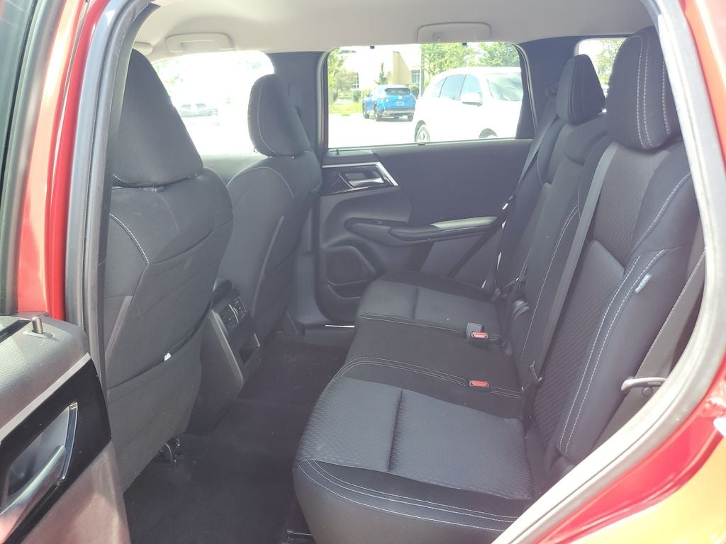 2022 Mitsubishi Outlander ES