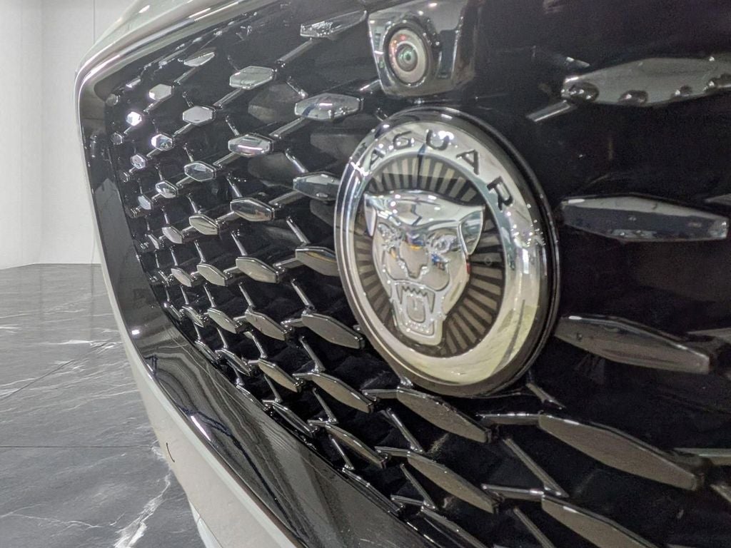 2024 Jaguar E-PACE P250