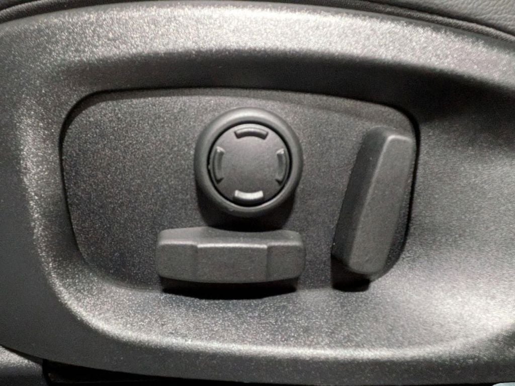 2024 Jaguar E-PACE P250