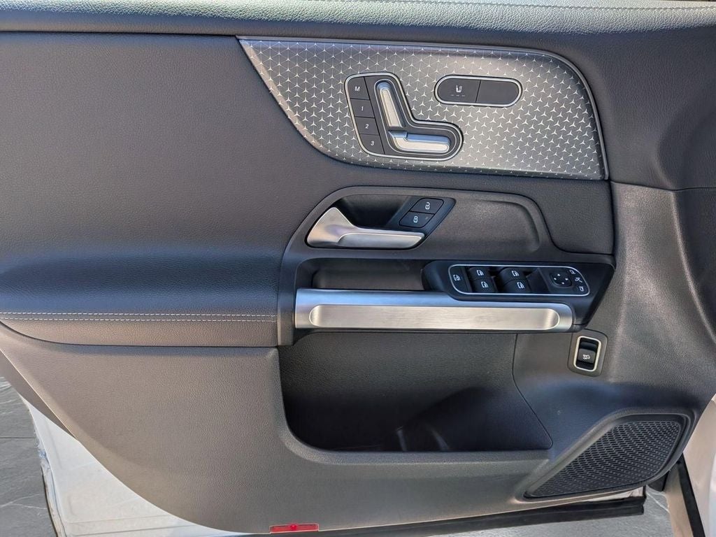 2025 Mercedes-Benz GLB GLB 250 4MATIC®