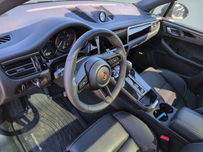 2025 Porsche Macan T